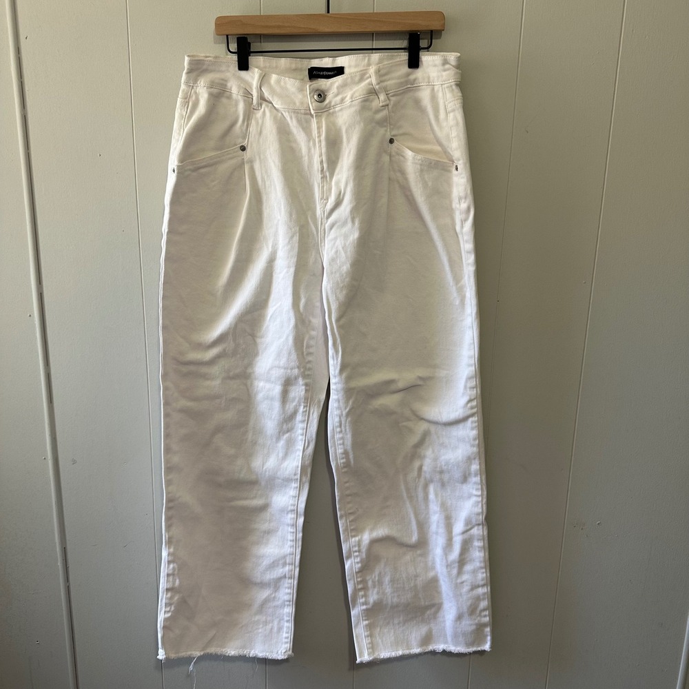 Ashley Stewart White Wide Leg Raw Hem Denim Jeans High‎ Rise Womens size 16